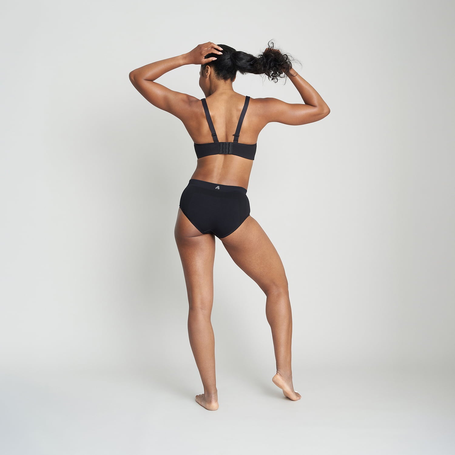 Tempo Running Bra - Black